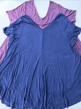 Women’s V-Neck Tunic Top - Blue